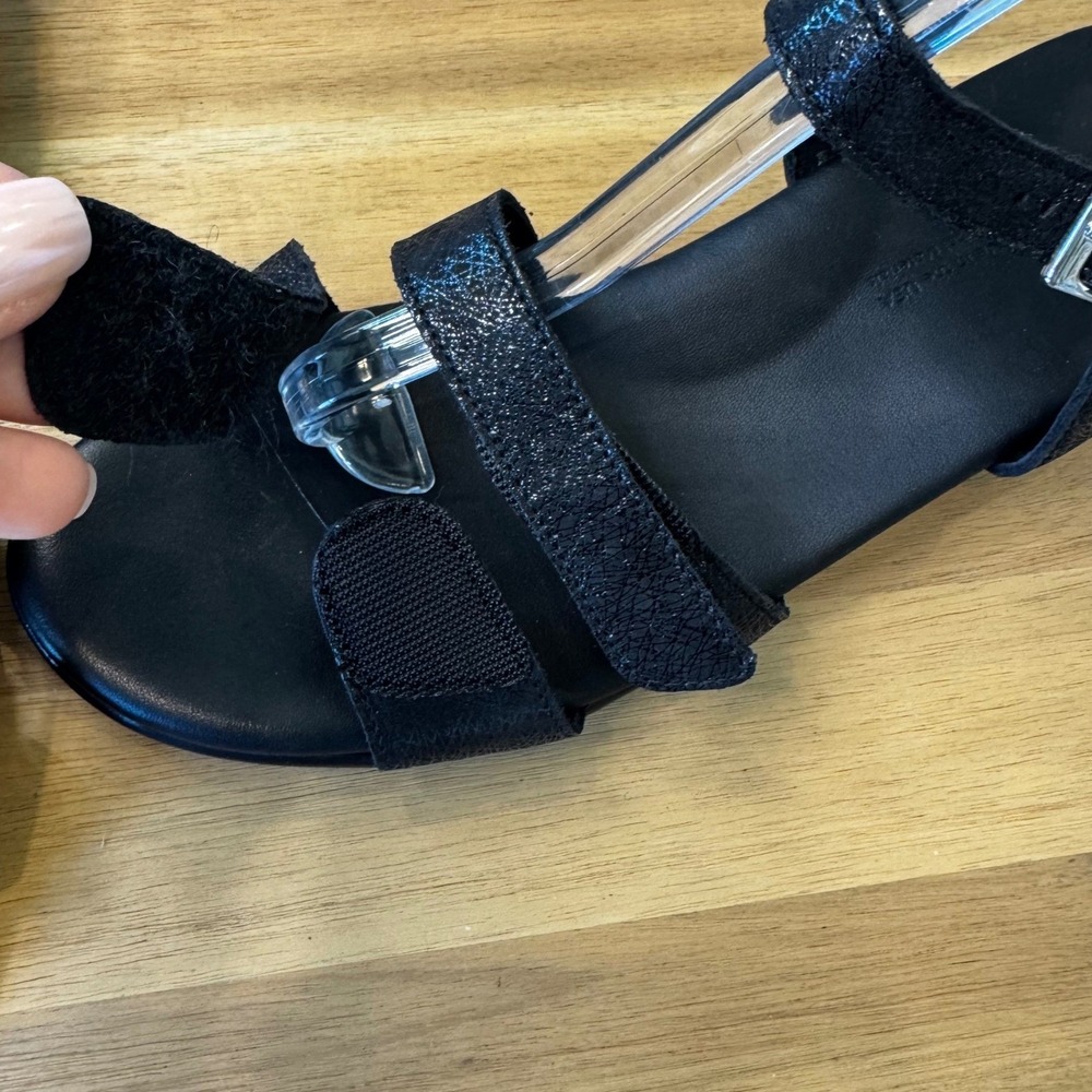 SAS Women 11 WW Black Metallic Leather Strappy Comfort Low Heel Sandals 2661881 - Picture 10 of 16